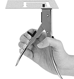 Image of ProductInUse. Side2 orientation. Nibblers. Sheet Metal Nibbler.